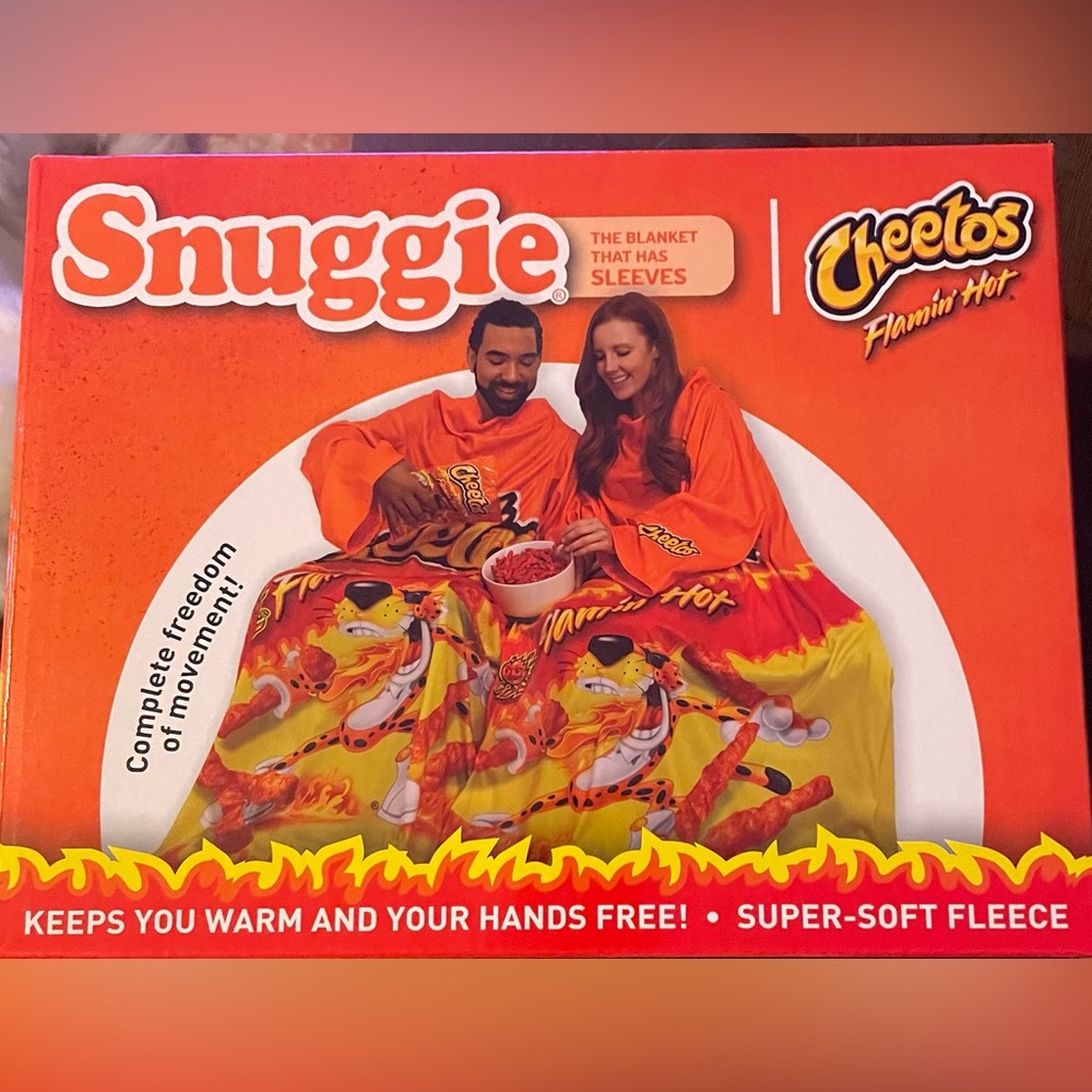 Flaming Hot Cheetos Snuggie wearable fleece blanket with sleeves - New in Box